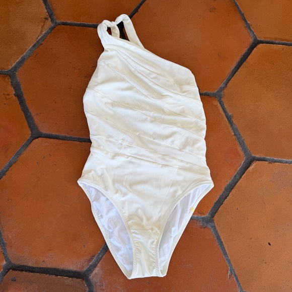 Summersalt The Sidestroke Swimsuit One Piece NEW Size 2 Ivory Resort Vacation - Picture 3 of 6